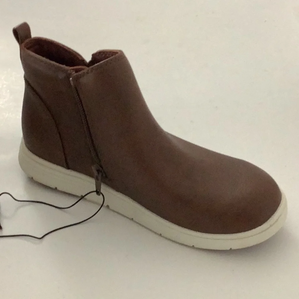 Cat & Jack Abram Boy’s Brown Faux Leather Dress Shoe Western Boot Zipper School
